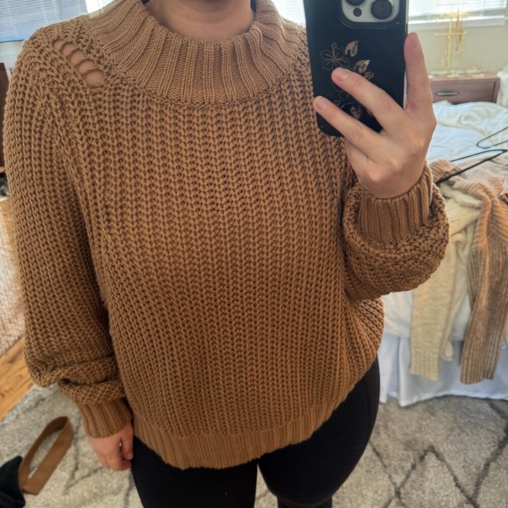 DRA Sweater
